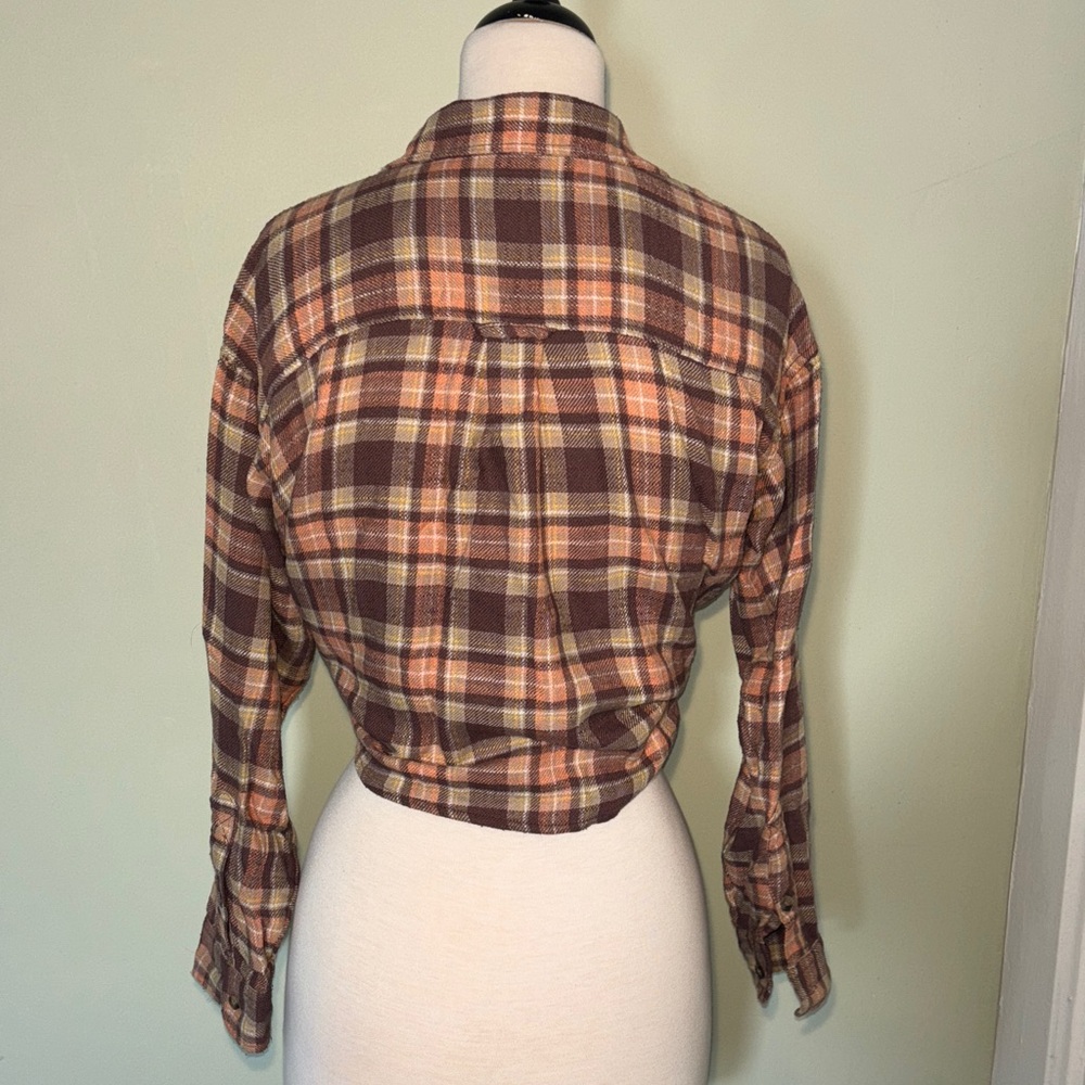 AMERICAN EAGLE Brown Plaid Tie-Front Women's button down Shirt size small - Picture 4 of 9